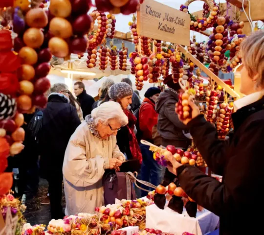 Berner Zibelemärit (Bernese Onion Market) 2026 | Bern, Switzerland