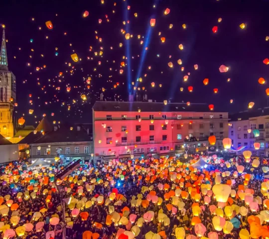 Zagreb Advent Christmas Market – Croatia 2025