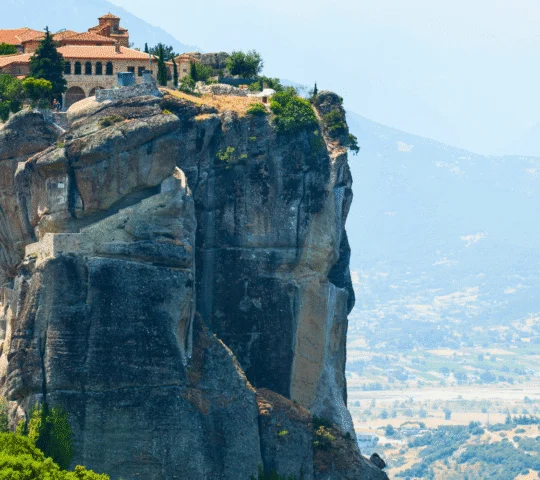 Meteora: Guided Sunset Tour with Monasteries and Caves Visit